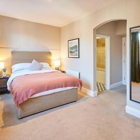 The Raven Hotel At Much Wenlock By Purestay Экстерьер фото