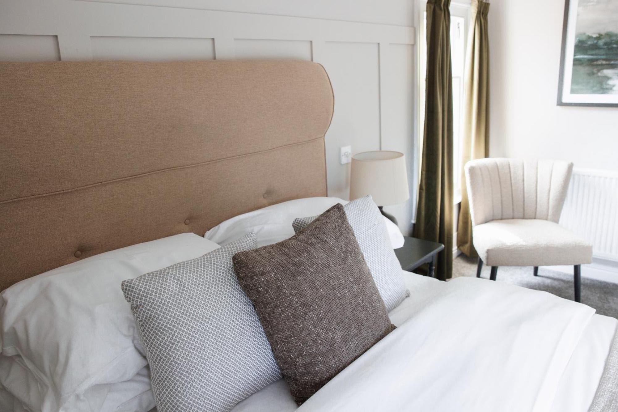 The Raven Hotel At Much Wenlock By Purestay Экстерьер фото