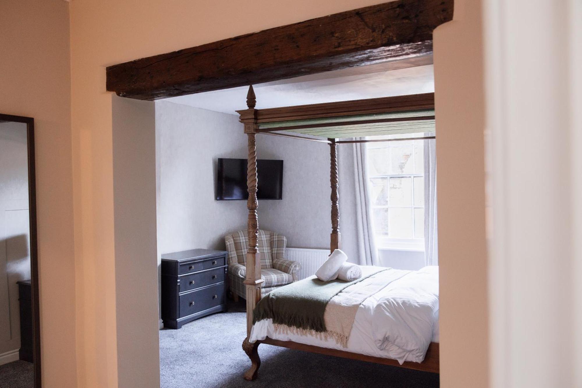 The Raven Hotel At Much Wenlock By Purestay Экстерьер фото
