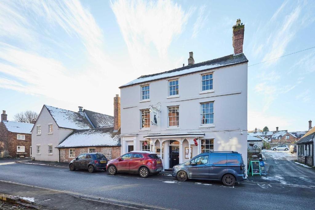 The Raven Hotel At Much Wenlock By Purestay Экстерьер фото